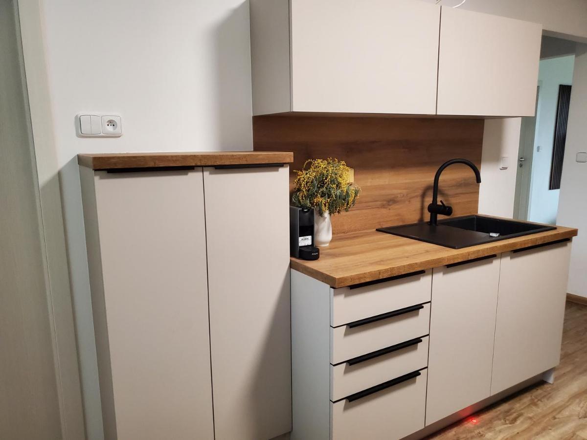 Novy Apartman Eva Jičín 外观 照片